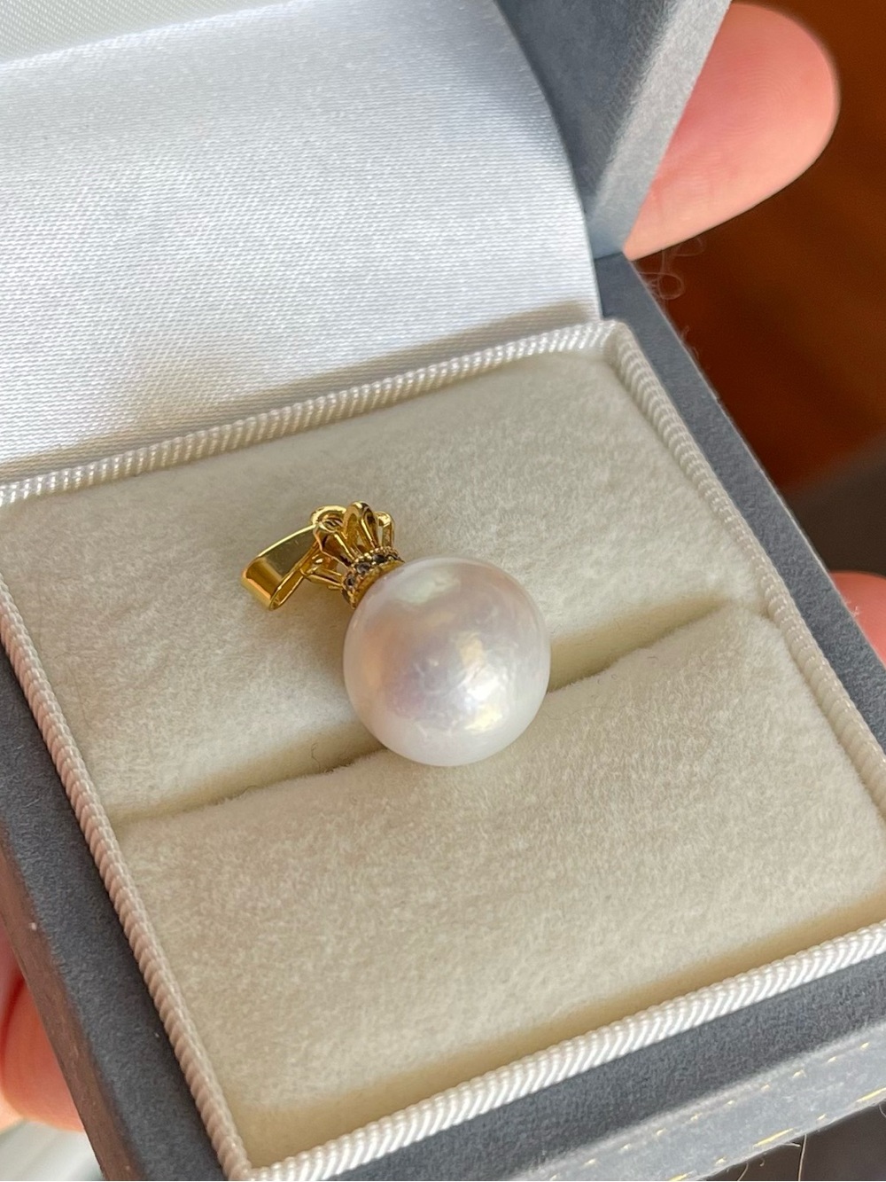 13mm Genuine White Pearl Pendant with Gold Bail